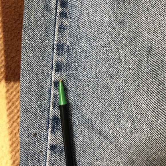 Levi’s 505 Distressed Jean - Picture 9 of 13